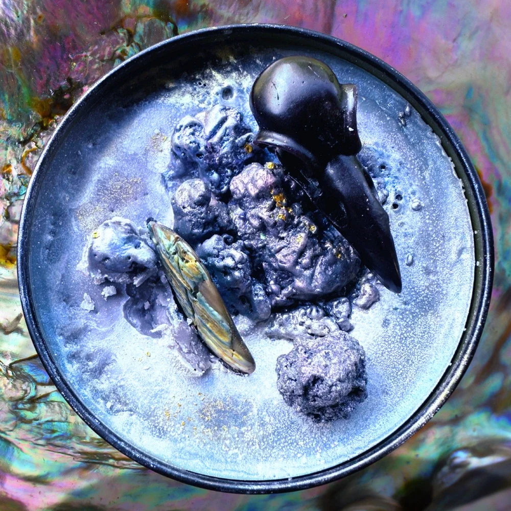 Hecate's Heatwave Luxury Wickless Candle: Rose Violet Leather Dark Woods Scent